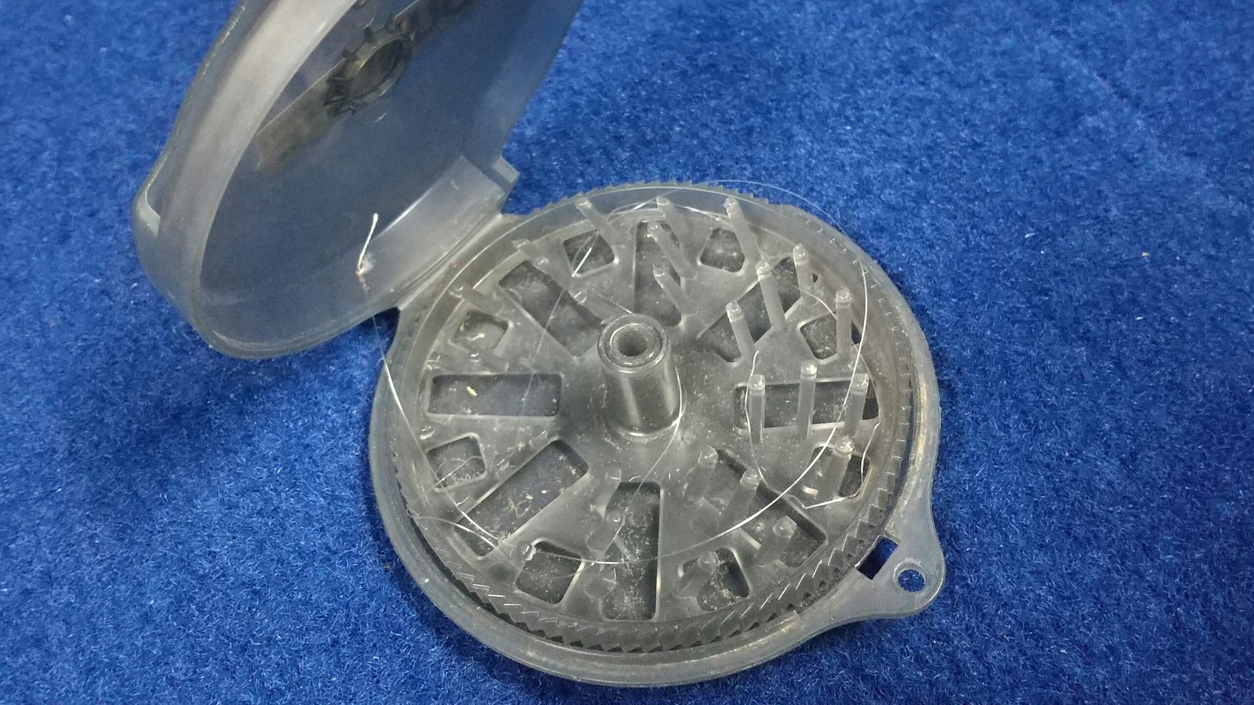 糸くずワインダーの内部