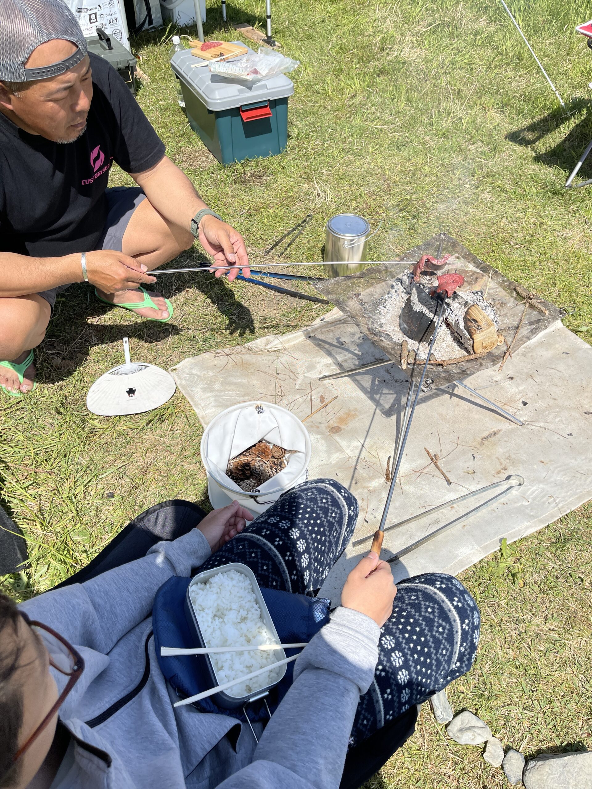 コンパクトな焚き火台