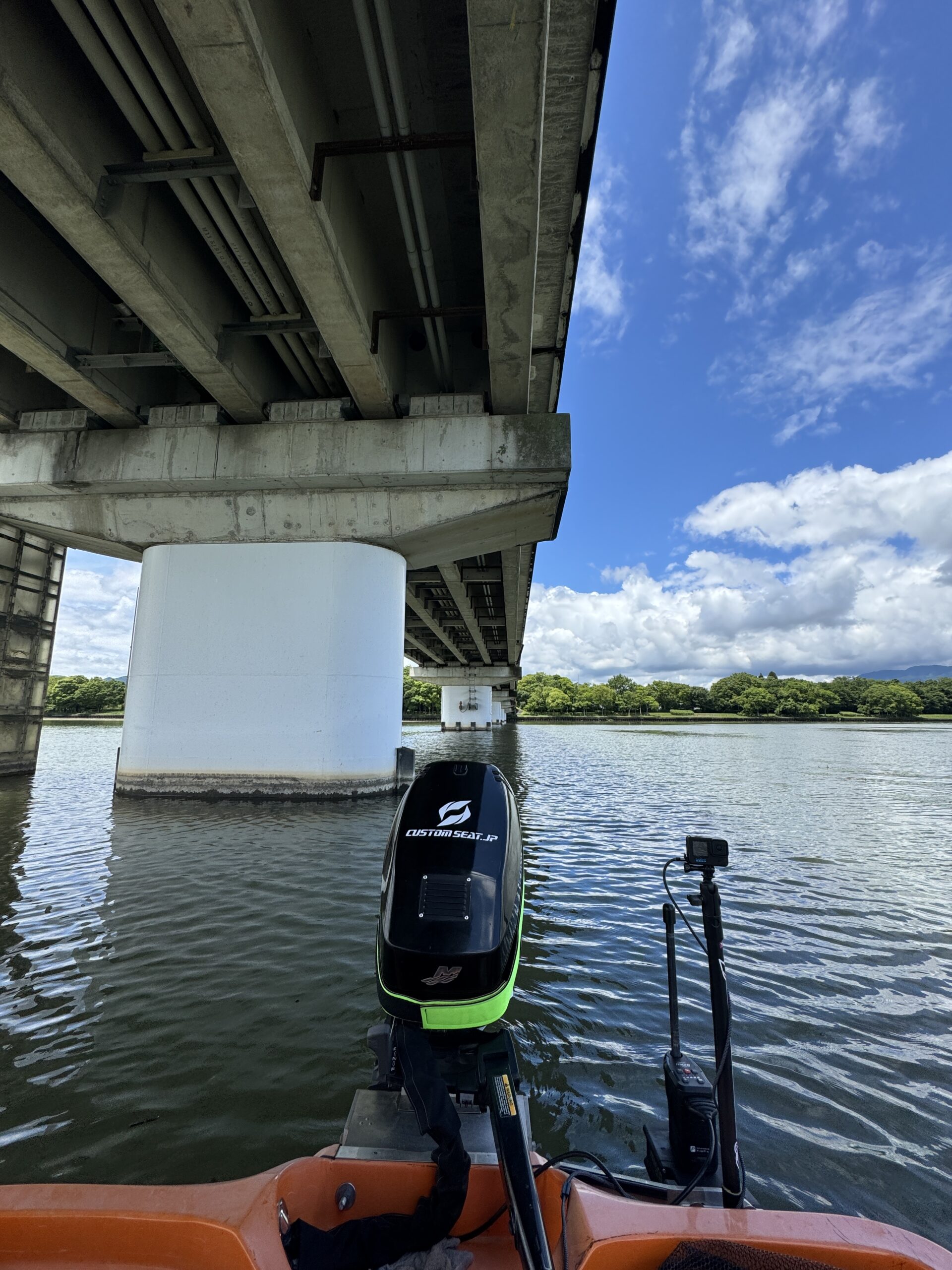 バストーナメント