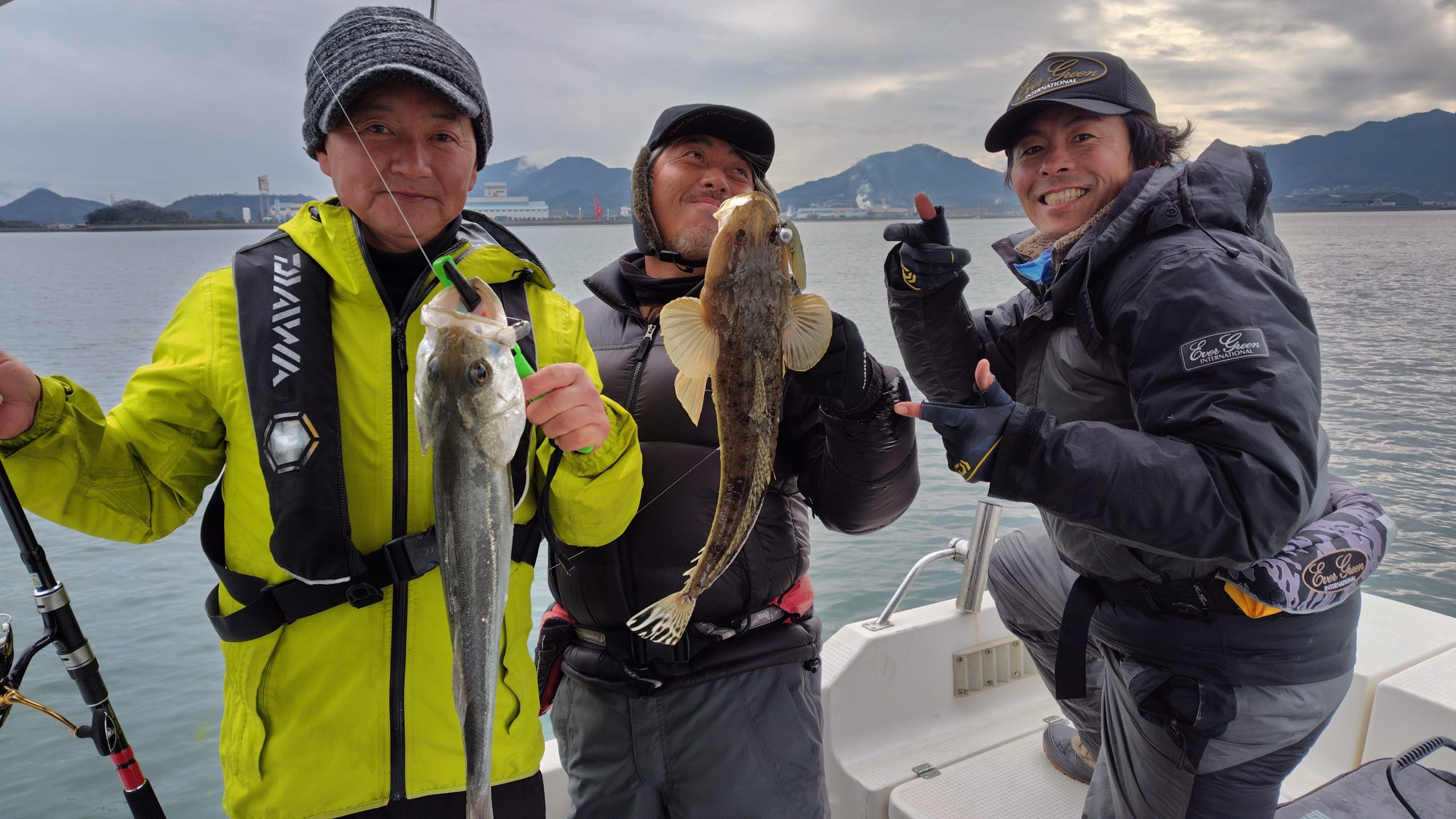 ヒラメをワームで釣る香川県
