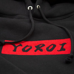 鎧YOROI 刺繍パーカー